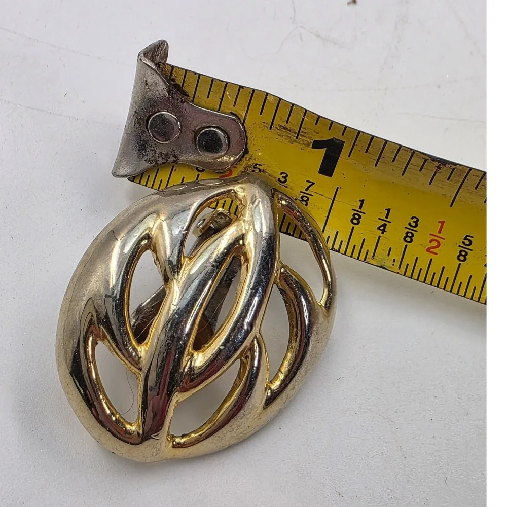 Vintage Gold Tone Abstract Openwork Oval Clip On Earrings Statement Jewelry
